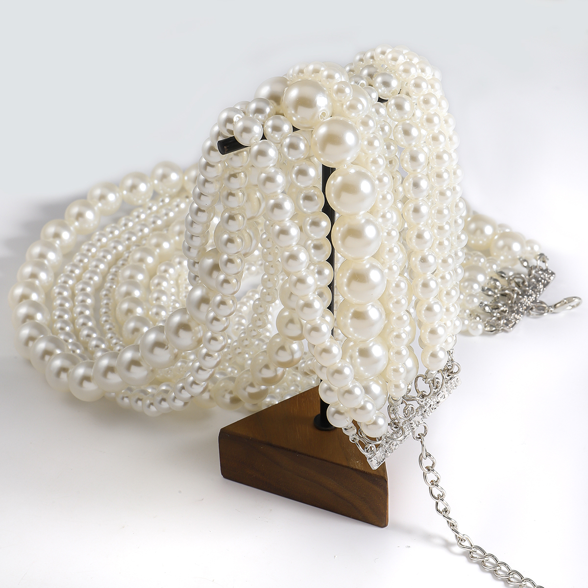 Elegant Classic Style Round Imitation Pearl Alloy Zinc Alloy Beaded K Gold Plated Women's Necklace