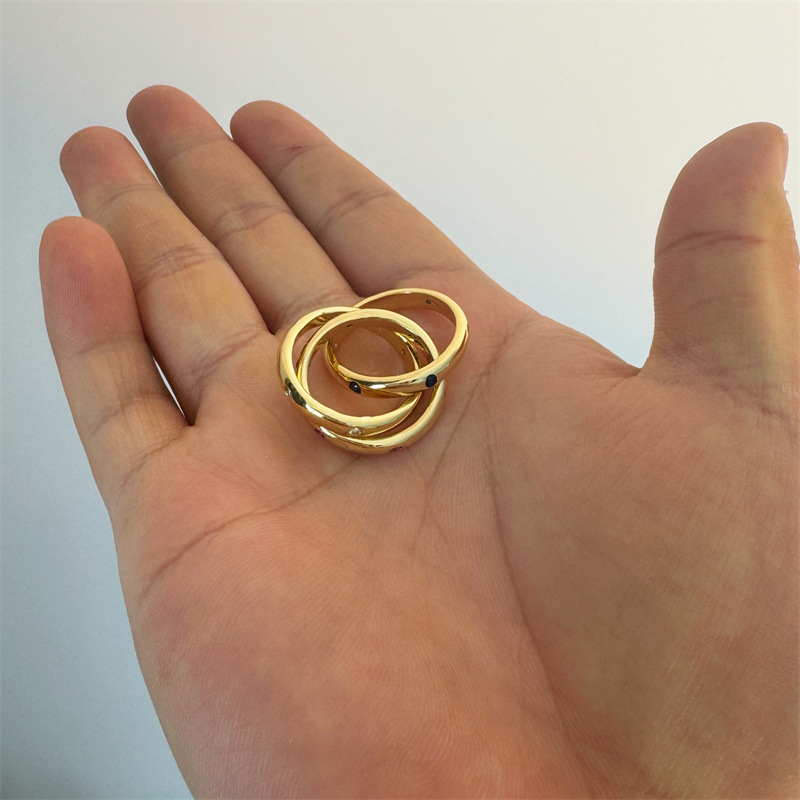Fashionable Retro Three- Ring Geometric Pattern Ring For Women Classic Color Gemstone Rings Elegant Personality New Style