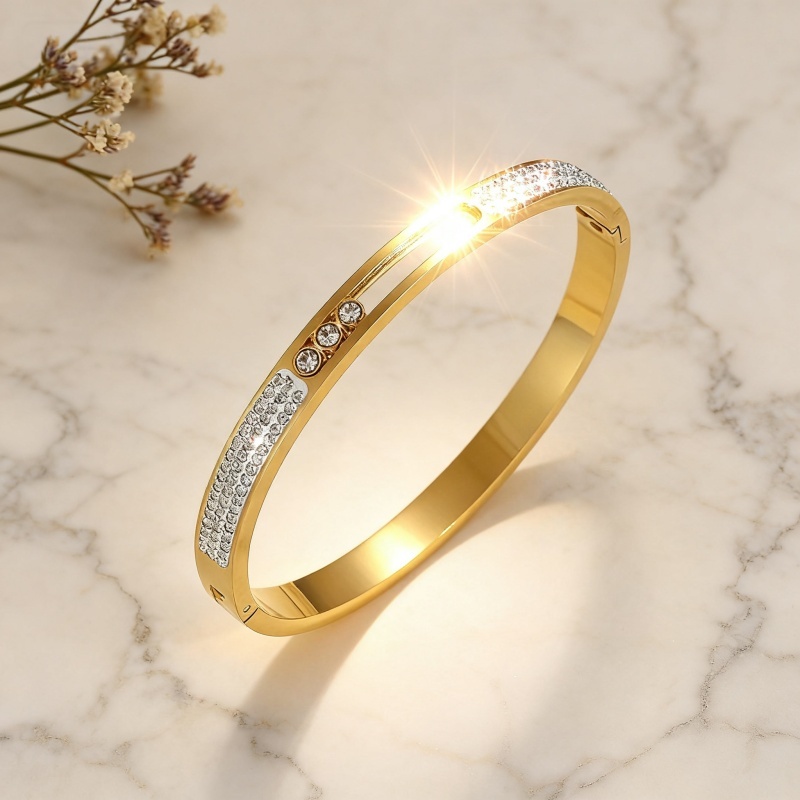 High-Quality Shiny Fashion 3-Sliding Stone Inlaid 18K Plated Geometric Women's Versatile 304 Stainless Steel Bracelet