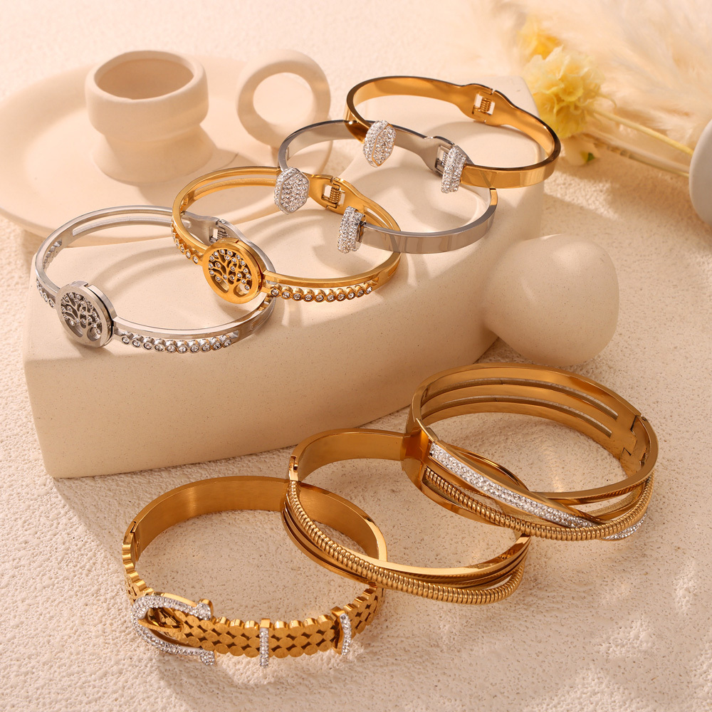 PVD Coated Real Gold Plated 18K Gold Life Tree 304 Stainless Steel Retro Classic Style British Style Waterproof Non Tarnish 304 Stainless Steel Bangle