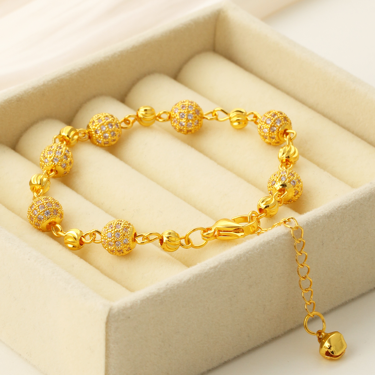 Versatile Lucky Charm Bracelet Gold Plated Copper Chain Lobster Clasp For Daily Vacation Festive Gift Unisex Classic Style