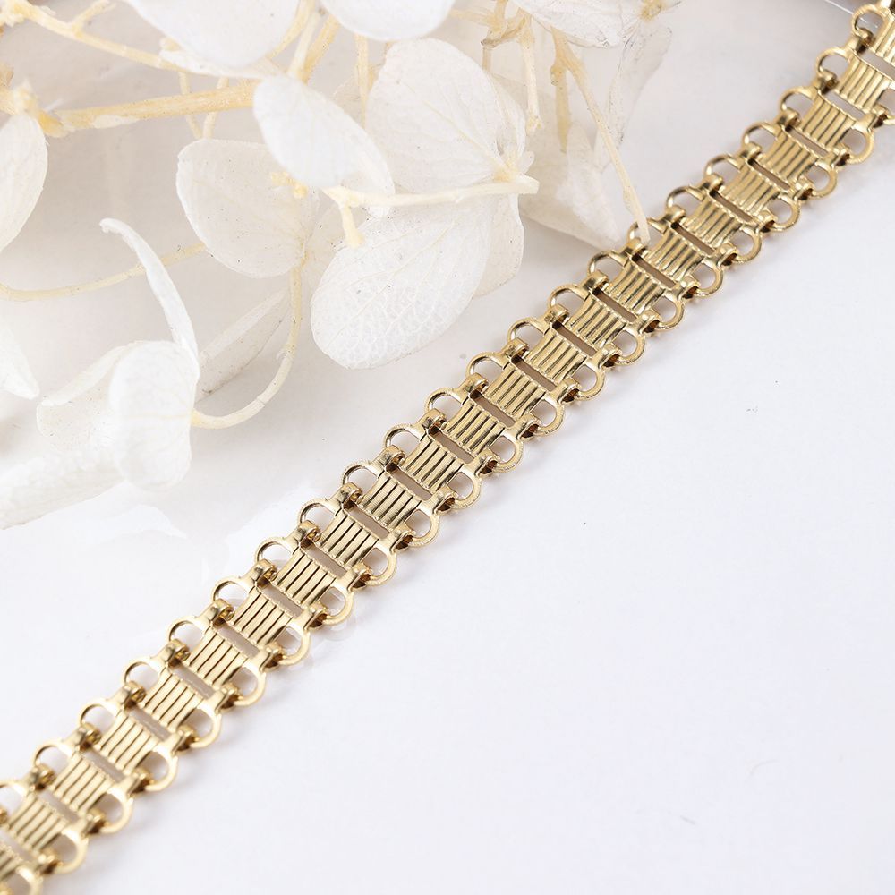 PVD Coated 18K Gold Plated Solid Color 201 Stainless Steel Simple Style Classic Style Waterproof Non Tarnish 201 Stainless Steel Bracelets