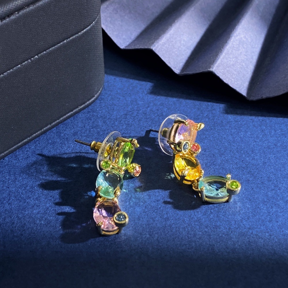 Elegant Green Diamond Fashion Necklace Set Micro-Paved Irregular Design High-End Feelings Fashionable Jewelry Accessories