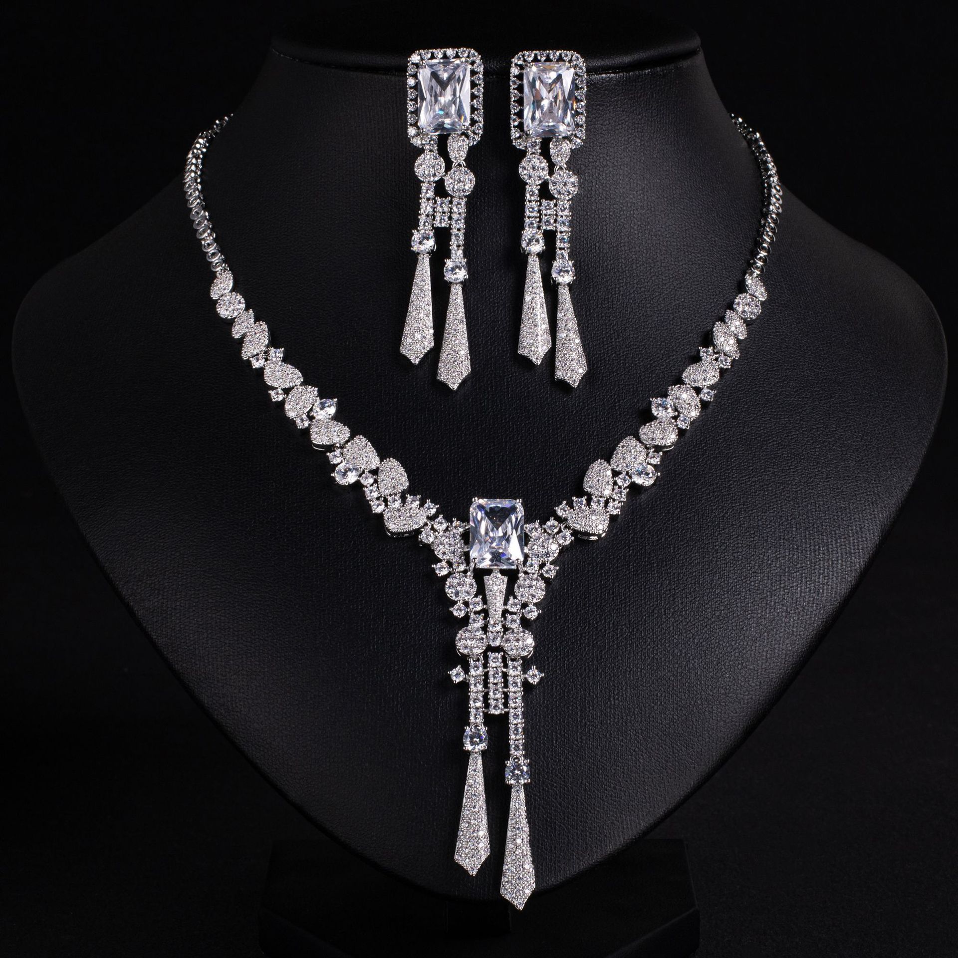 Elegant Simple Wedding Necklace Earring Set Zircon Flower Jewelry Accessories For Dress Silver Needle Tassel Decorations