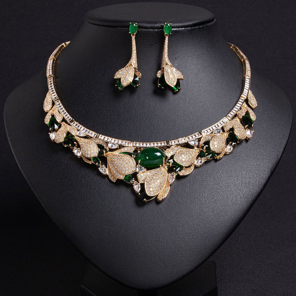 Elegant Fashion Waterdrop Shaped 3D Floral Leaf Earrings Necklace Set Embedded Zirconia Trendy Jewelry Women's Copper Simple Craft