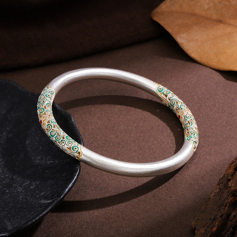 Universal Electroplated Silver-Plated Geometric Pattern Copper Gold-Plated Ancient Enamel Color Curly Grass Pattern Hollow Closed Solid Bracelet For Women National Style Light Luxury Gift