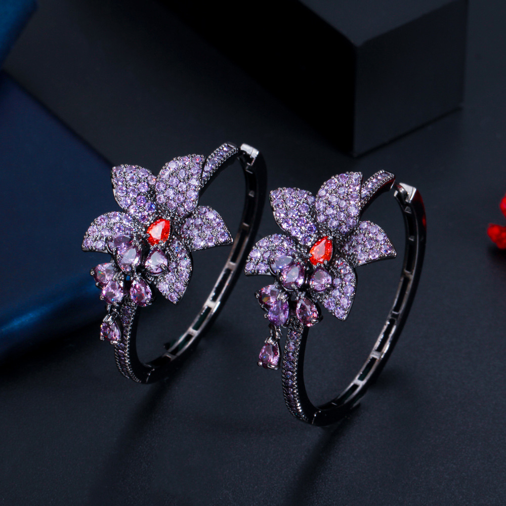 1 Pair Vintage Style Classic Style Geometric Flower Inlay Copper Zircon Earrings