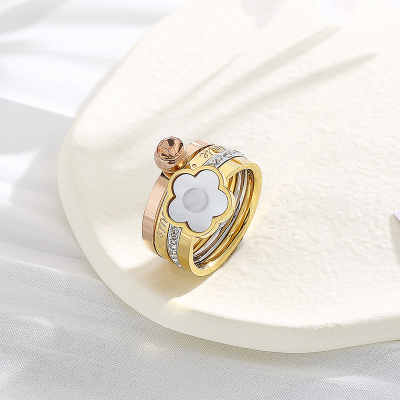 304 Stainless Steel Flower PVD Coated 18K Real Gold Plated Simple Style Classic Style Waterproof Non Tarnish Patchwork Plating Rings
