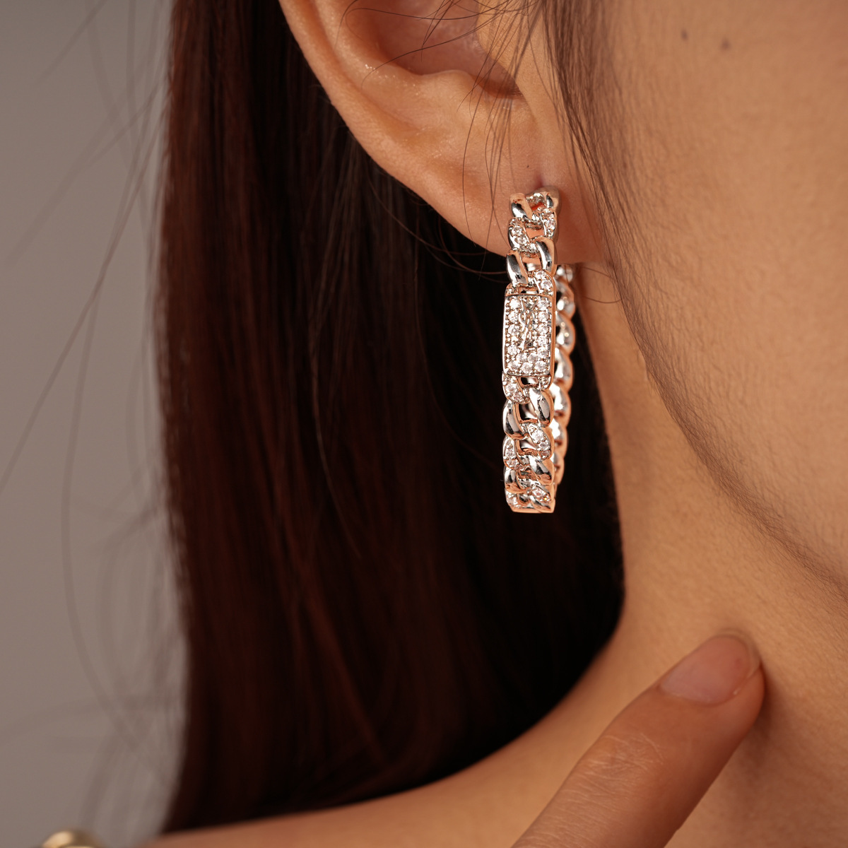Exquisite Gold Plated Round Chain Zirconia Earrings Women's Fashion Jewelry Ear Cuffs Geometric Pattern Luxury Feelings