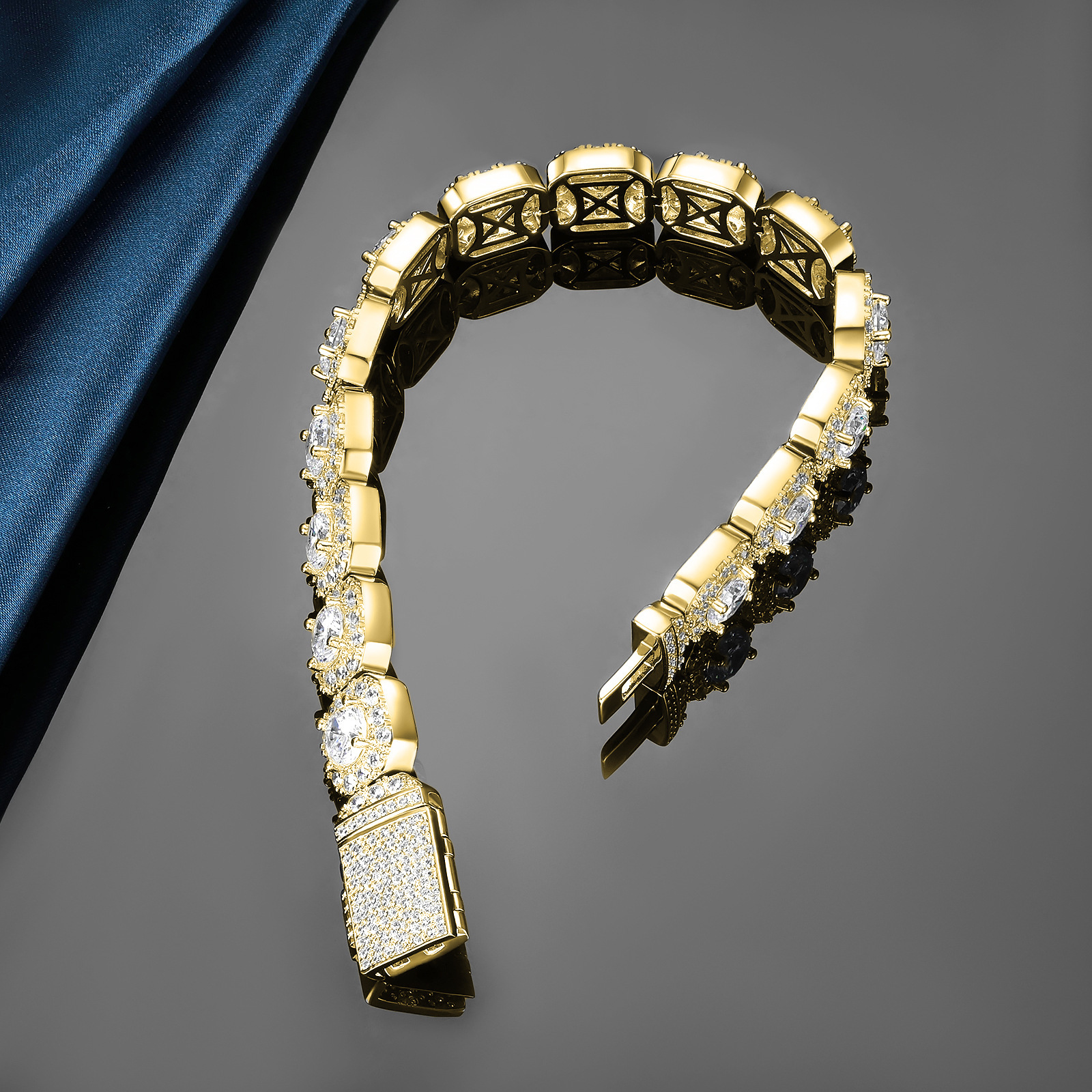 Cuban Bracelet 12mm Wide Rock Sugar Chain Zircon Bracelet Flip Cover Men's Bracelet Trendy Jewelry Tennis Bracelet Accessories