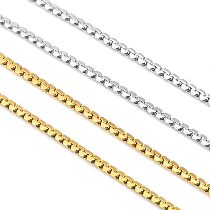 Fashionable Stainless Steel Metal Necklace Flat Pearl Chain Jewelry Accessory Non-Fading Wave Pattern Titanium Steel Unisex