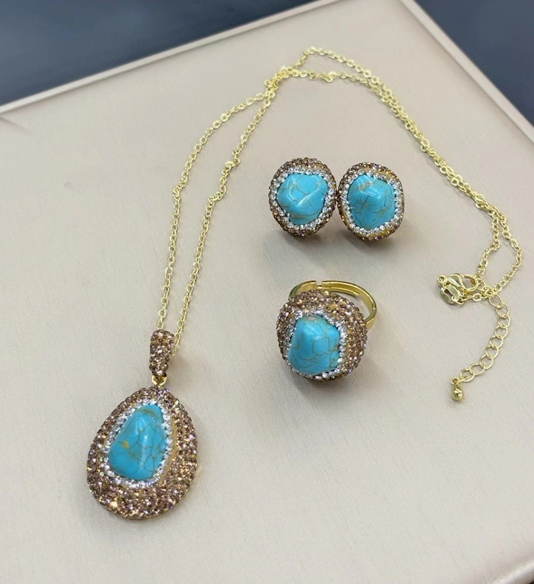 New Natural Turquoise Set  Style Vintage Necklace Earrings Ring Bracelet Jewelry Accessories