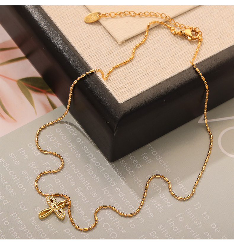 304 Stainless Steel Copper Moon Heart Shape Umbrella PVD Coated Rhinestones Real Gold Plated Elegant Simple Style Classic Style Waterproof Non Tarnish Plating Inlay White Gold Pendant Necklace