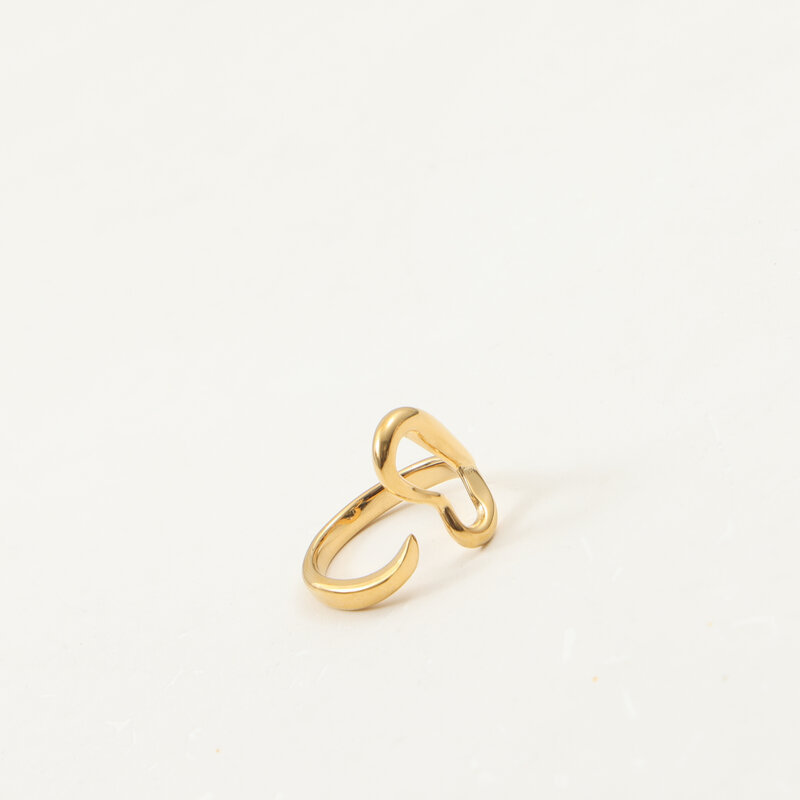 Vacuum Electroplating (In Furnace) Plated 18K Real Gold Hollow Peach Heart Three-Dimensional 304 Stainless Steel Ring