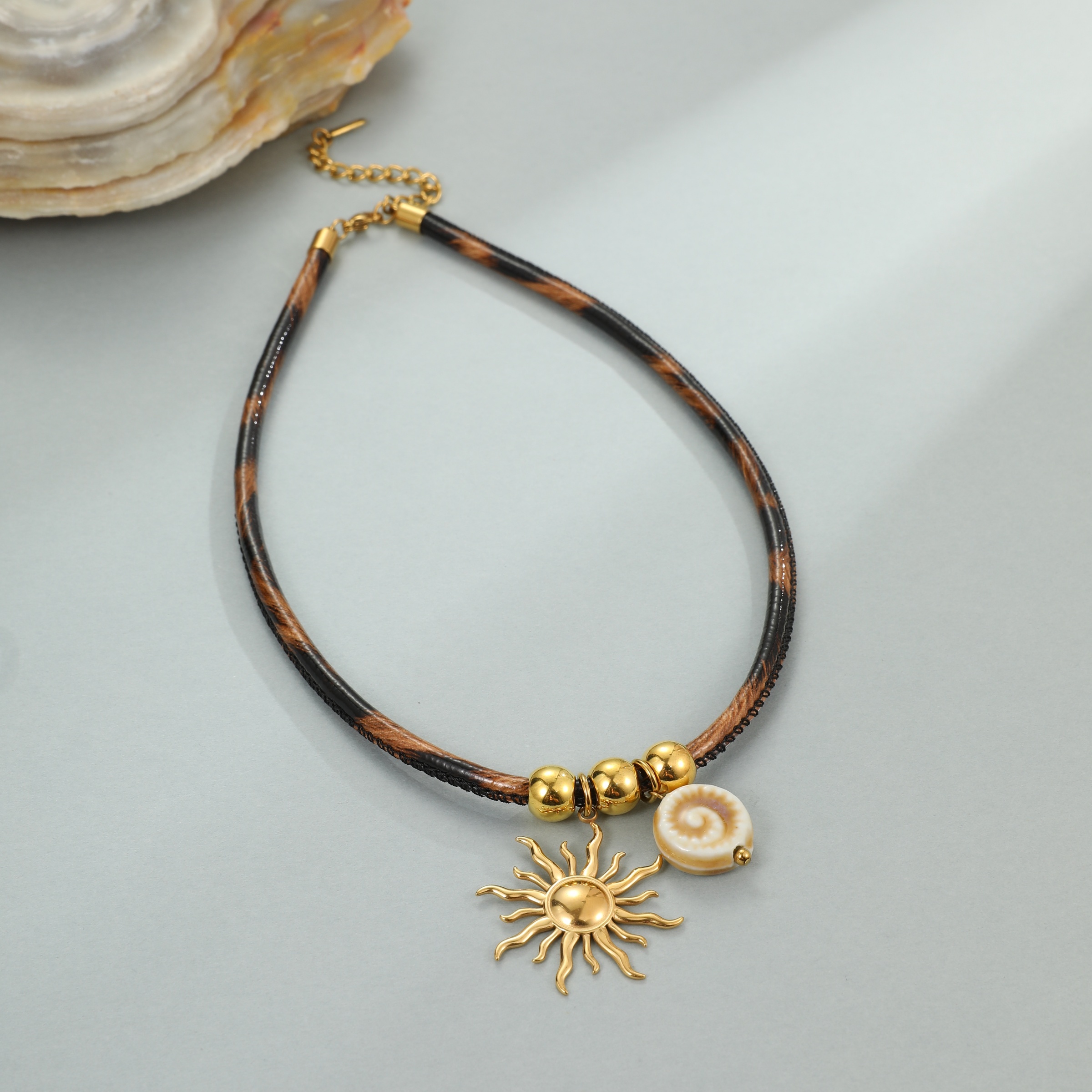 New Fashion Leopard Print Leather Stainless Steel Titanium Steel Sunbird Lobster Clasp Necklace Women's Jewelry Accessories