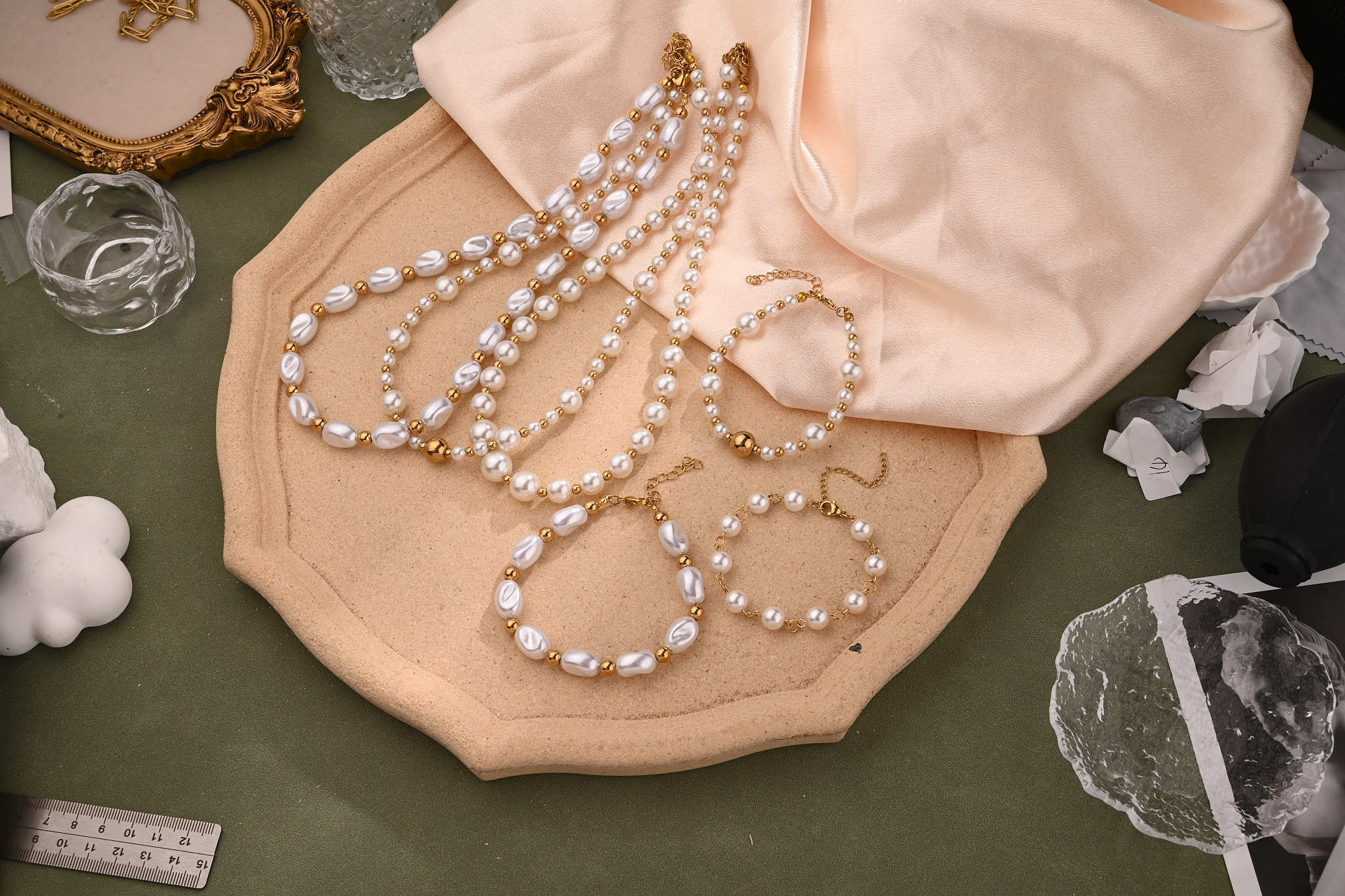 Women's 304 Stainless Steel Imitation Pearl Beaded Chain Polishing Irregular Round Bracelets Necklace Jewelry Set Imitation Pearl Jewelry