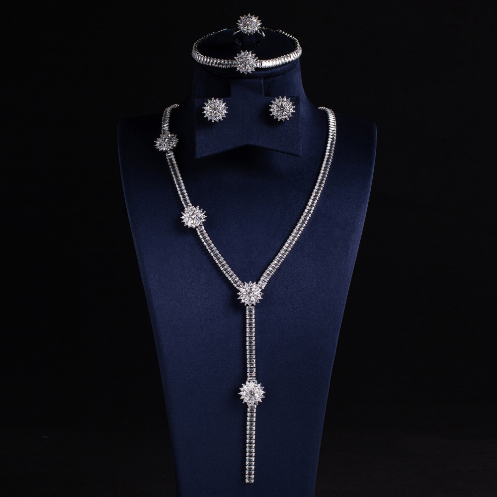 Glimmering Camellia Flower Gem Necklace Earrings Bracelet Ring Evening Gown Accessories Clavicle Chain Floral Ear Studs Jewelry Set