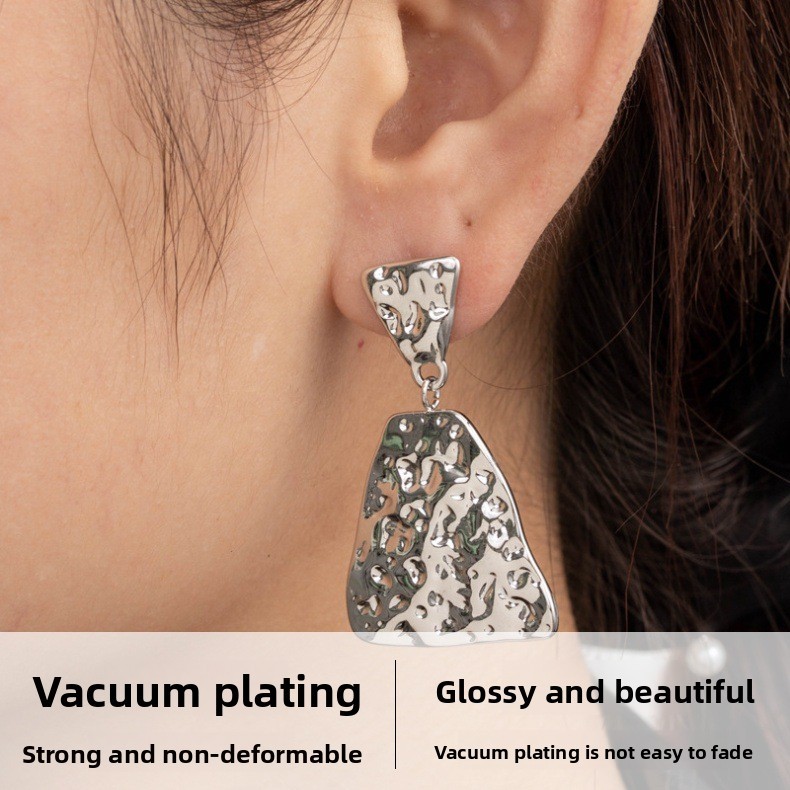 Titanium Steel Geometric Flower Hammer Pattern Luxurious Versatile Earrings Fashion Retro French Style Women's Earrings