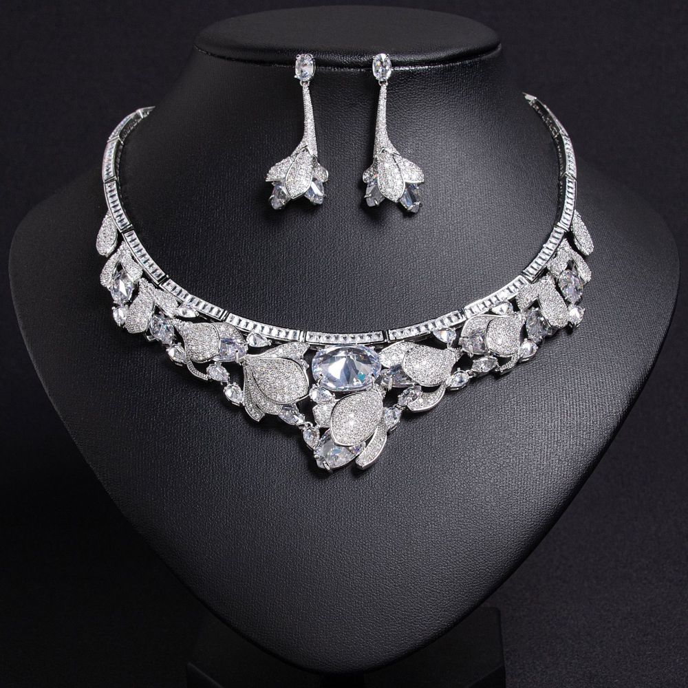 Elegant Fashion Waterdrop Shaped 3D Floral Leaf Earrings Necklace Set Embedded Zirconia Trendy Jewelry Women's Copper Simple Craft