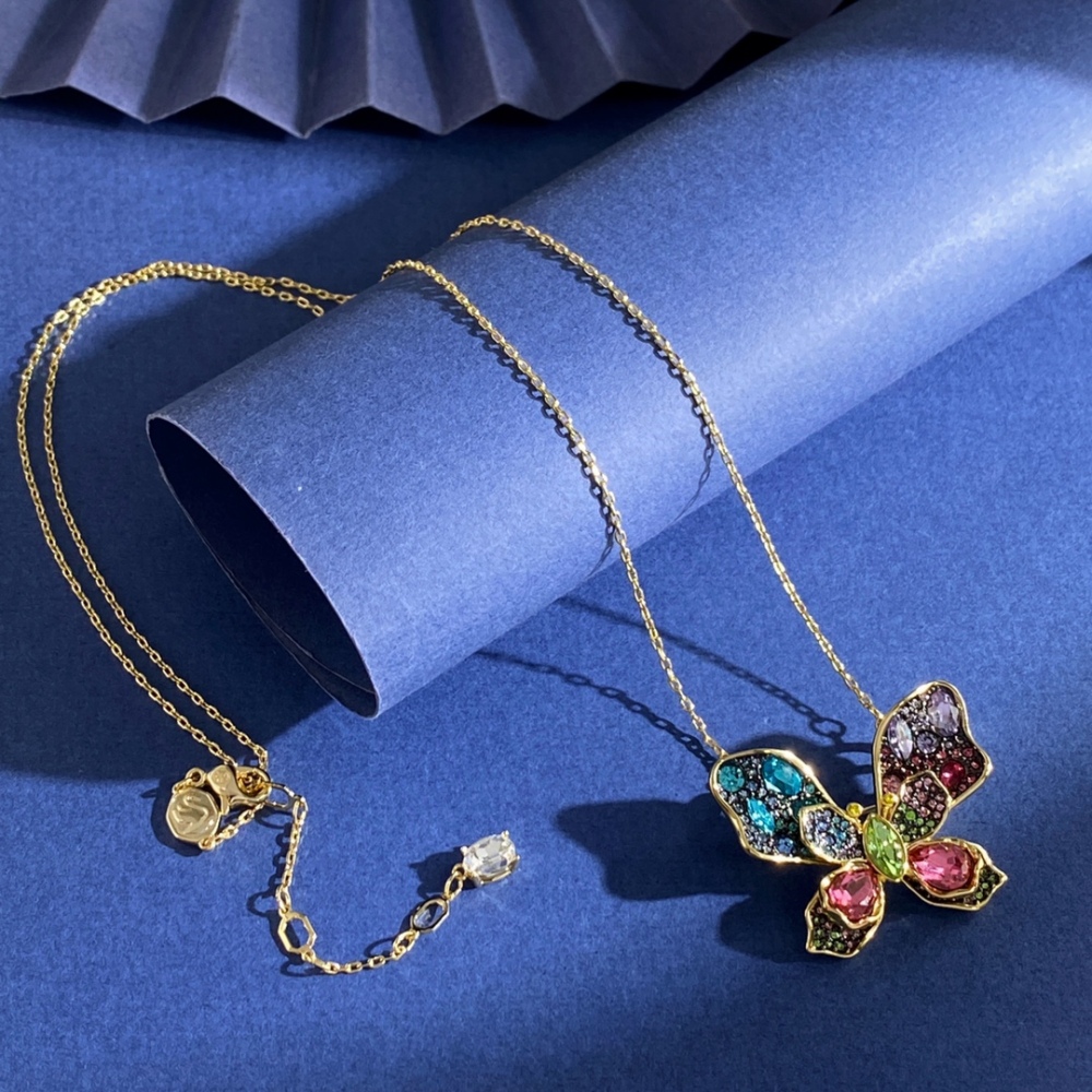 New Idyllia Floral Necklace Women Pendant Necklace Earrings High-End Simulated Crystal Gifts Elegant Fashion Jewelry Accessories