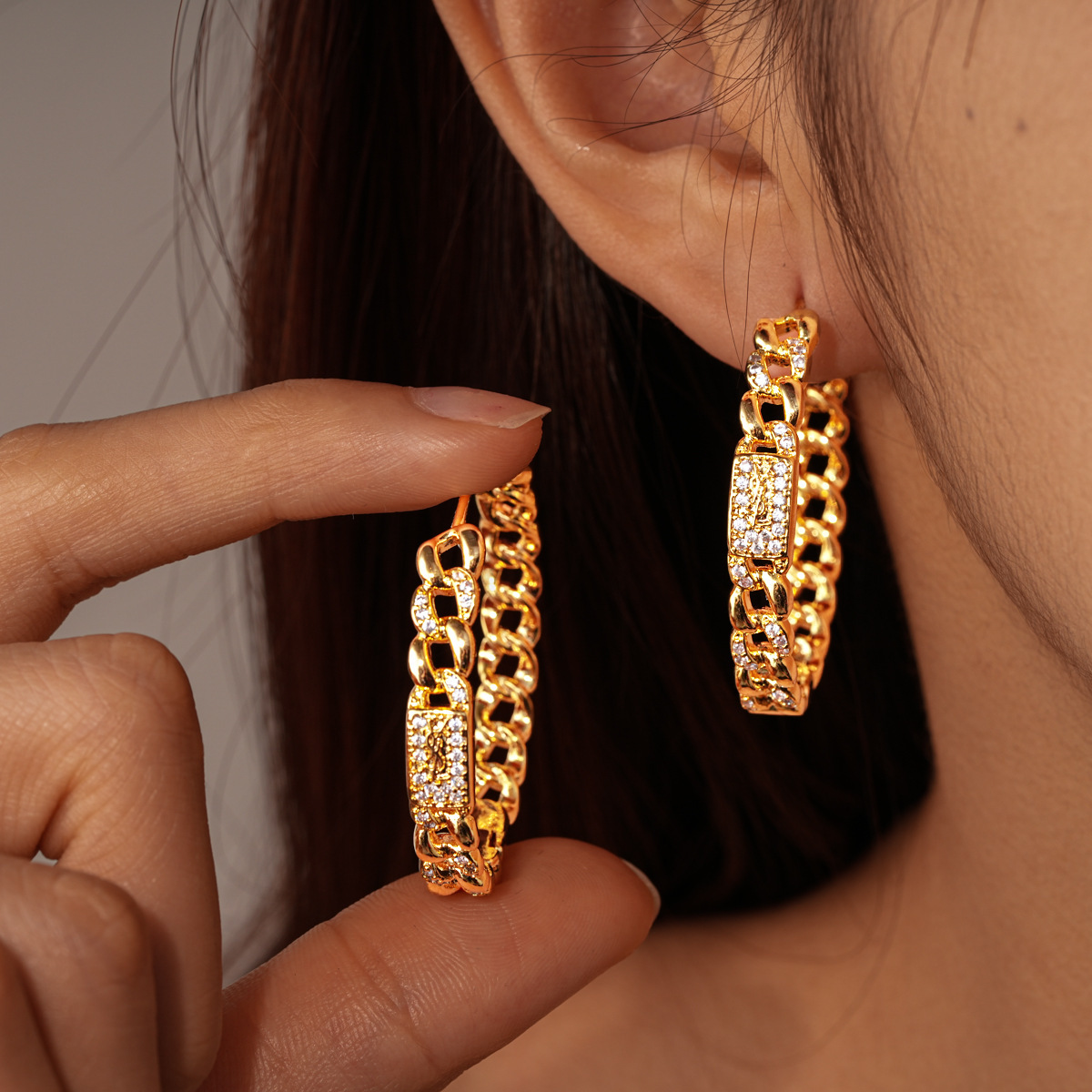 Exquisite Gold Plated Round Chain Zirconia Earrings Women's Fashion Jewelry Ear Cuffs Geometric Pattern Luxury Feelings
