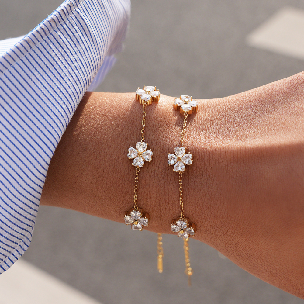 18K Gold Plated 304 Stainless Steel Vacuum Electroplated Zircon Geometric Lucky Clover Four-Leaf Clover Handmade Three-Dimensional Bracelet Jewelry Women's Accessories