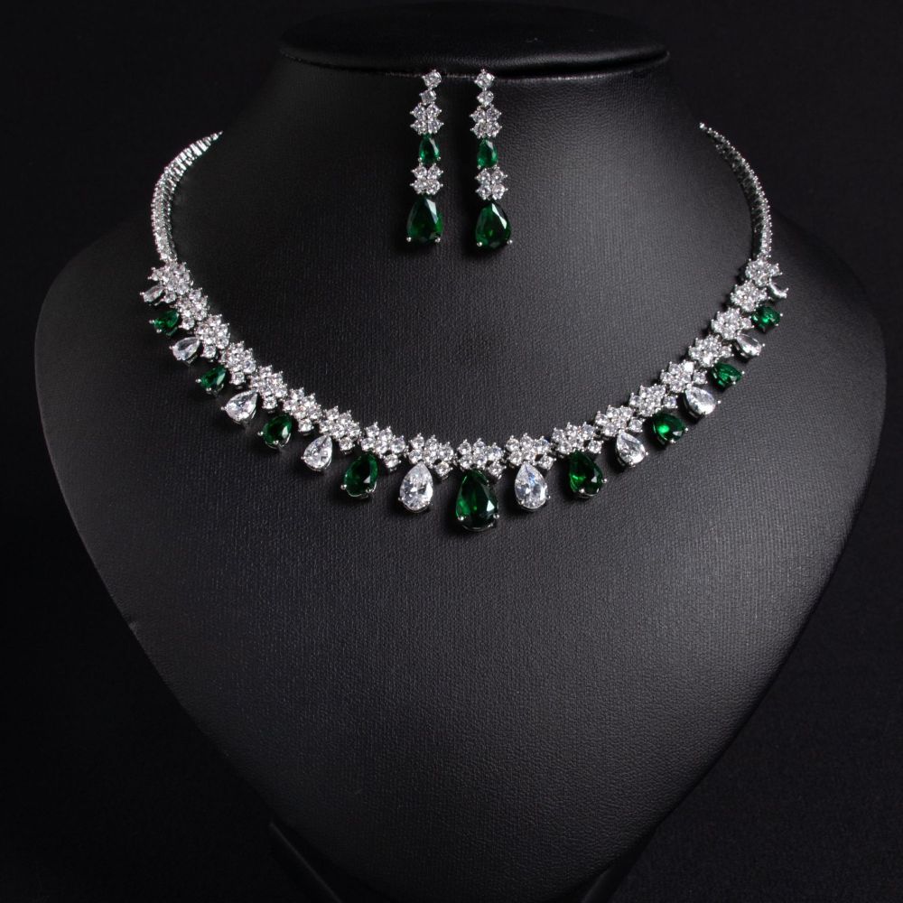 New New Style Zircon Waterdrop Necklace Bracelet Set Bridal Jewelry Simple Elegance Fashionable Copper Alloy Wedding Accessories