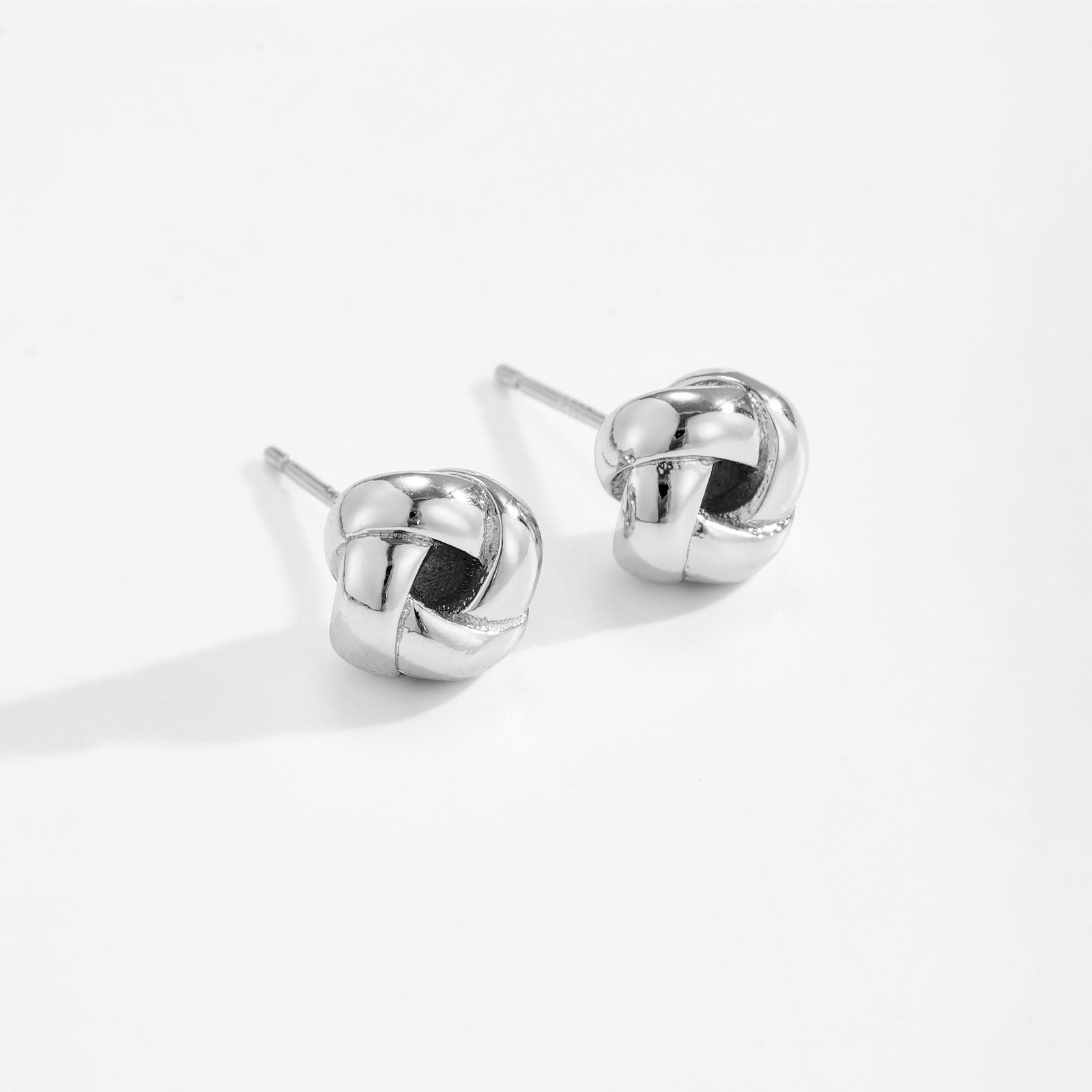 Casual Geometric Line Hoop Earrings  Personality Design Sense Fashionable Elegant Women's Jewelry Accessories