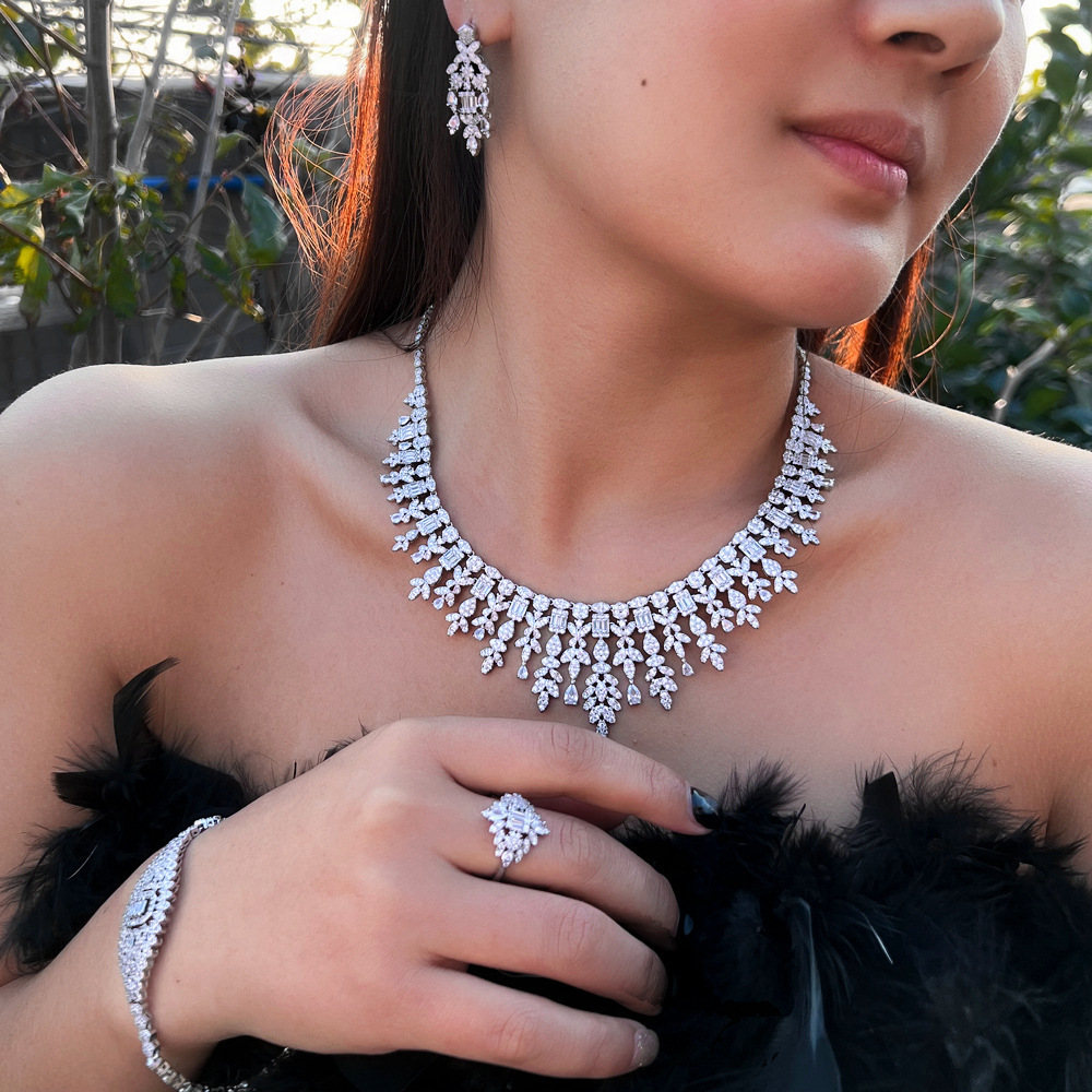 Elegant 4-Piece Zircon Jewelry Set For Women Sparkling Copper Necklace Earrings Bracelet Ring Suite For Wedding Banquet Evening Dress
