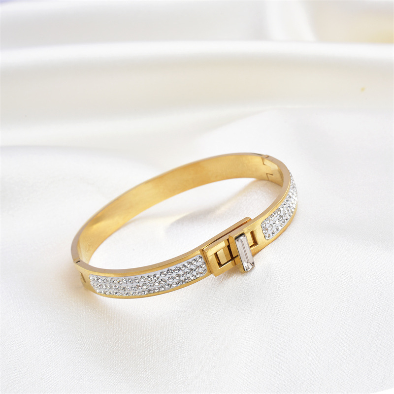 PVD Coated Real Gold Plated Geometric Stainless Steel Simple Style Classic Style Waterproof Non Tarnish Bangle