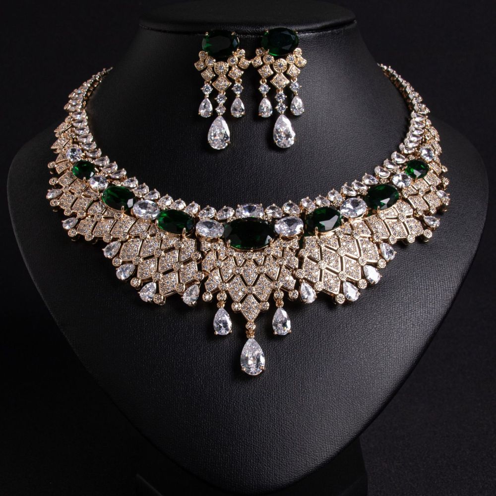 Luxurious Sparkling Jewelry Set Necklace Earrings Dinner Dress Elegant Fashionable Copper Zircon Heart Waterdrop Bell Pattern
