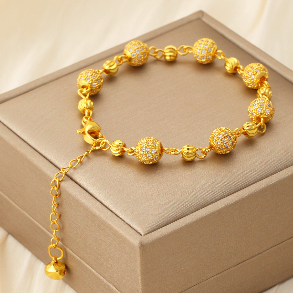 Versatile Lucky Charm Bracelet Gold Plated Copper Chain Lobster Clasp For Daily Vacation Festive Gift Unisex Classic Style
