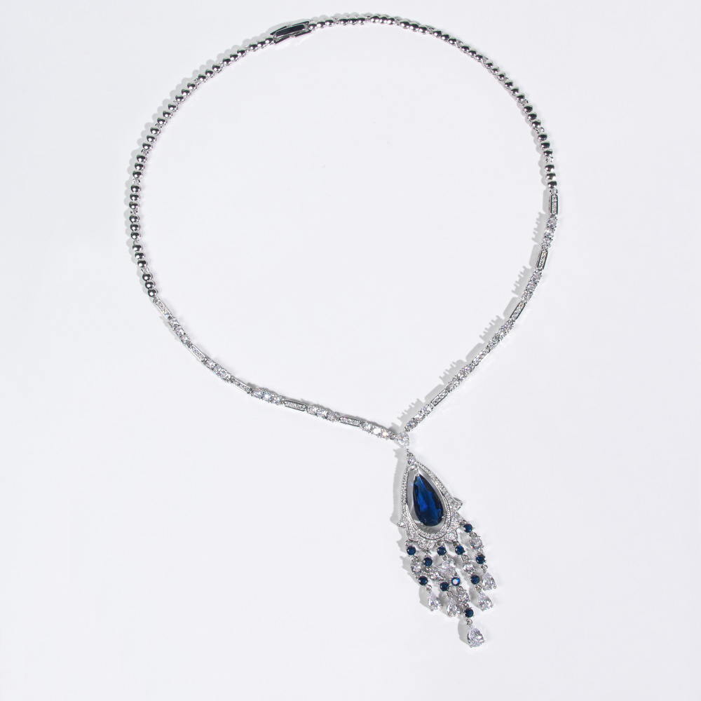 New Water Drop Tassel Necklace Earrings Set Inlaid Zircon High-End Luxury Dress Accessories Jewelry For Women