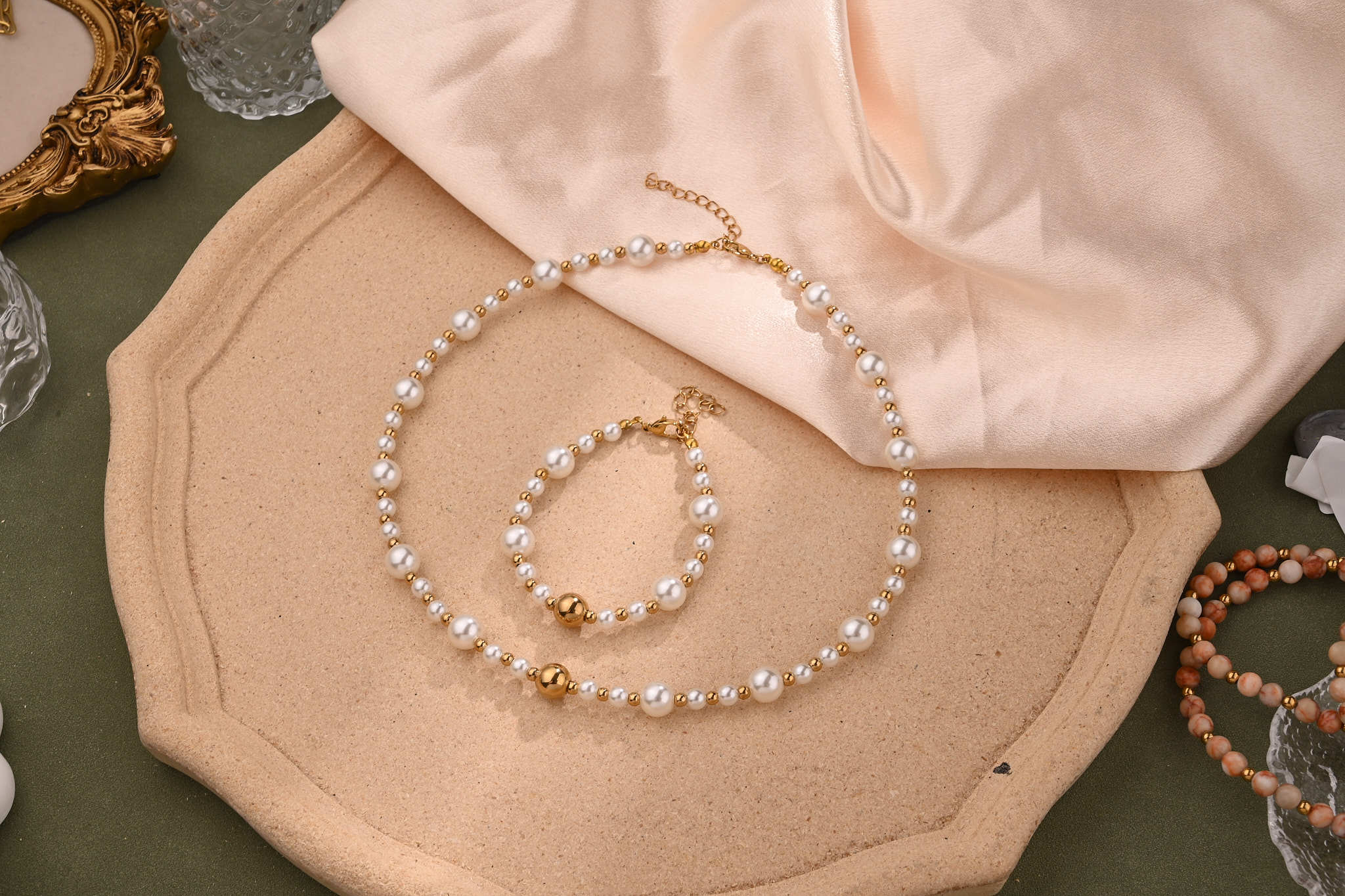 Women's 304 Stainless Steel Imitation Pearl Beaded Chain Polishing Irregular Round Bracelets Necklace Jewelry Set Imitation Pearl Jewelry