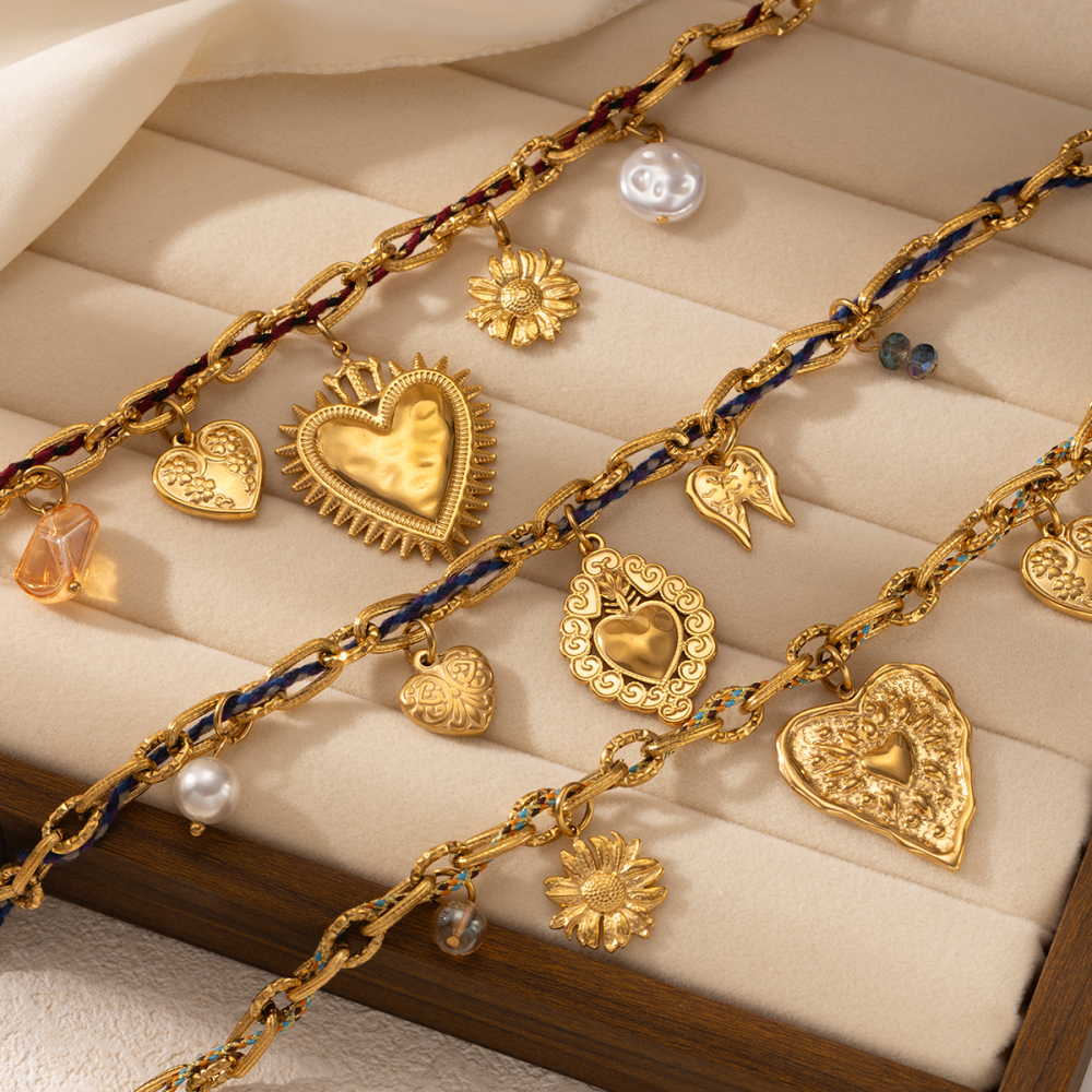 Stainless Steel Necklace Women Non-fading Design Heart Pendant Clavicle Chain  Style Jewelry Accessories