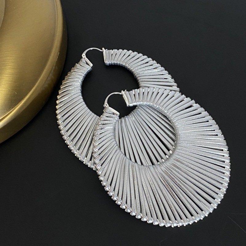 Handcrafted Spiral Earrings Women's Simple Fashionable Vintage Geometric Pattern Round Design Plated Copper Jewelry Accessories