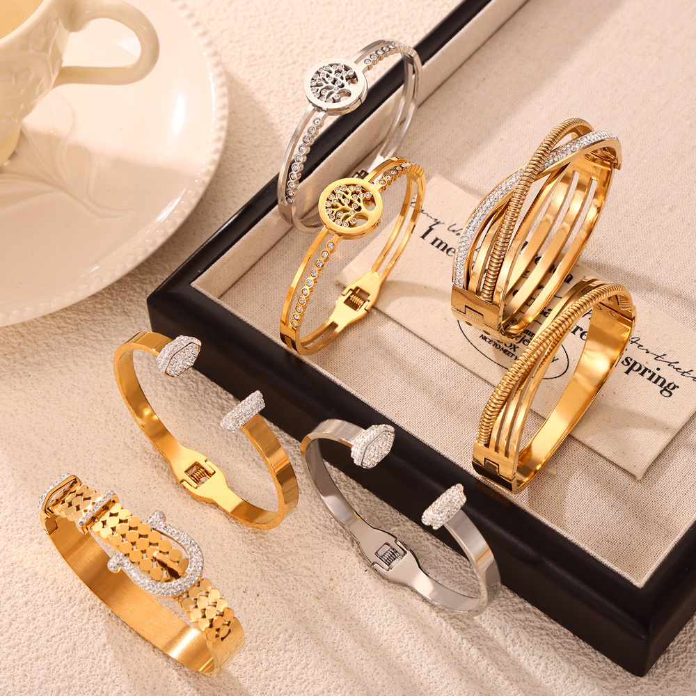 PVD Coated Real Gold Plated 18K Gold Life Tree 304 Stainless Steel Retro Classic Style British Style Waterproof Non Tarnish 304 Stainless Steel Bangle
