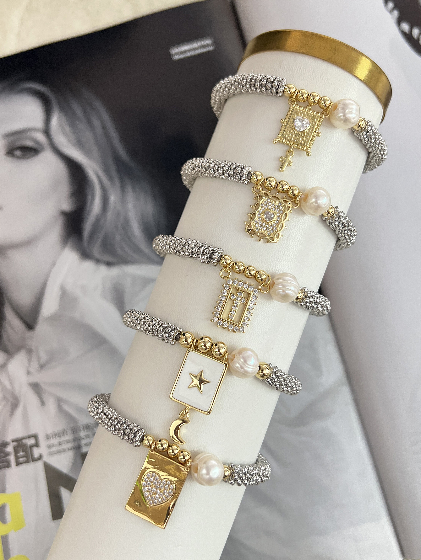 Classical Vintage Style Cross Square Heart Shape Brass 18K Gold Plated Brass Bracelets In Bulk