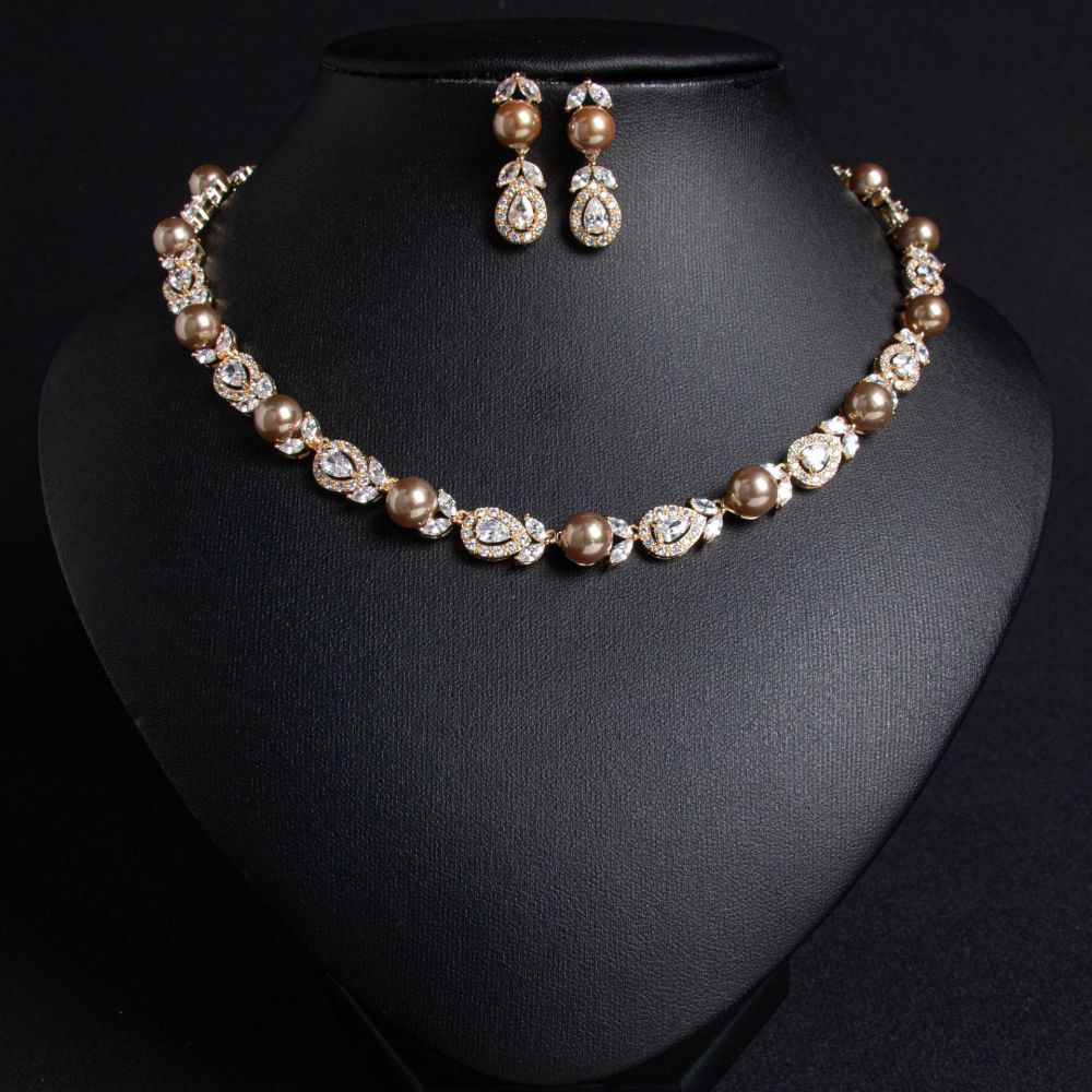 New Style Wedding Luxury Pearl Necklace Earring Set Full Of Diamonds AAA Zirconia Stone Banquet Elegant Accessories Bridal Jewelry