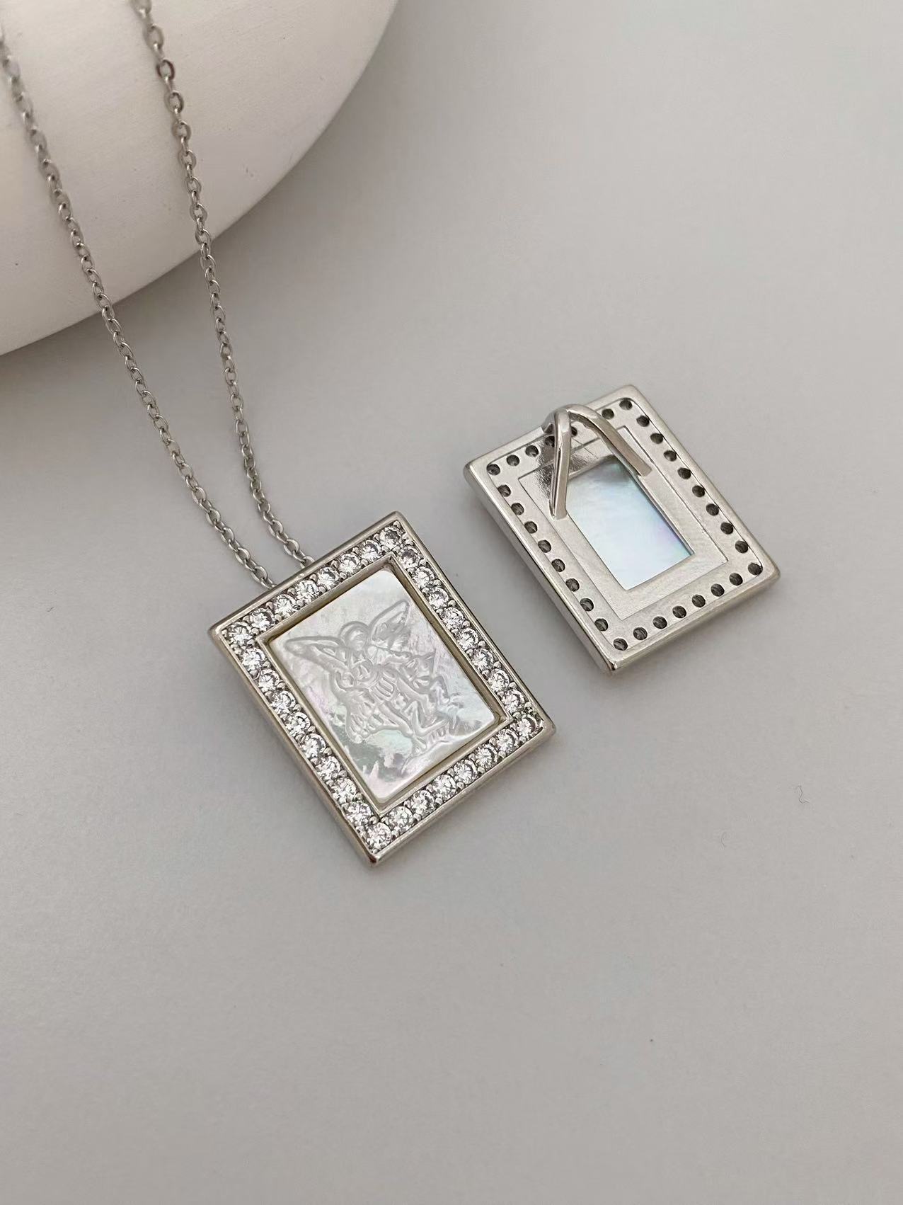 Square Natural Mother-of-Pearl Zircon Jesus Sacred Heart Pendant Women's  Necklace Shell Diy Jewelry Accessories