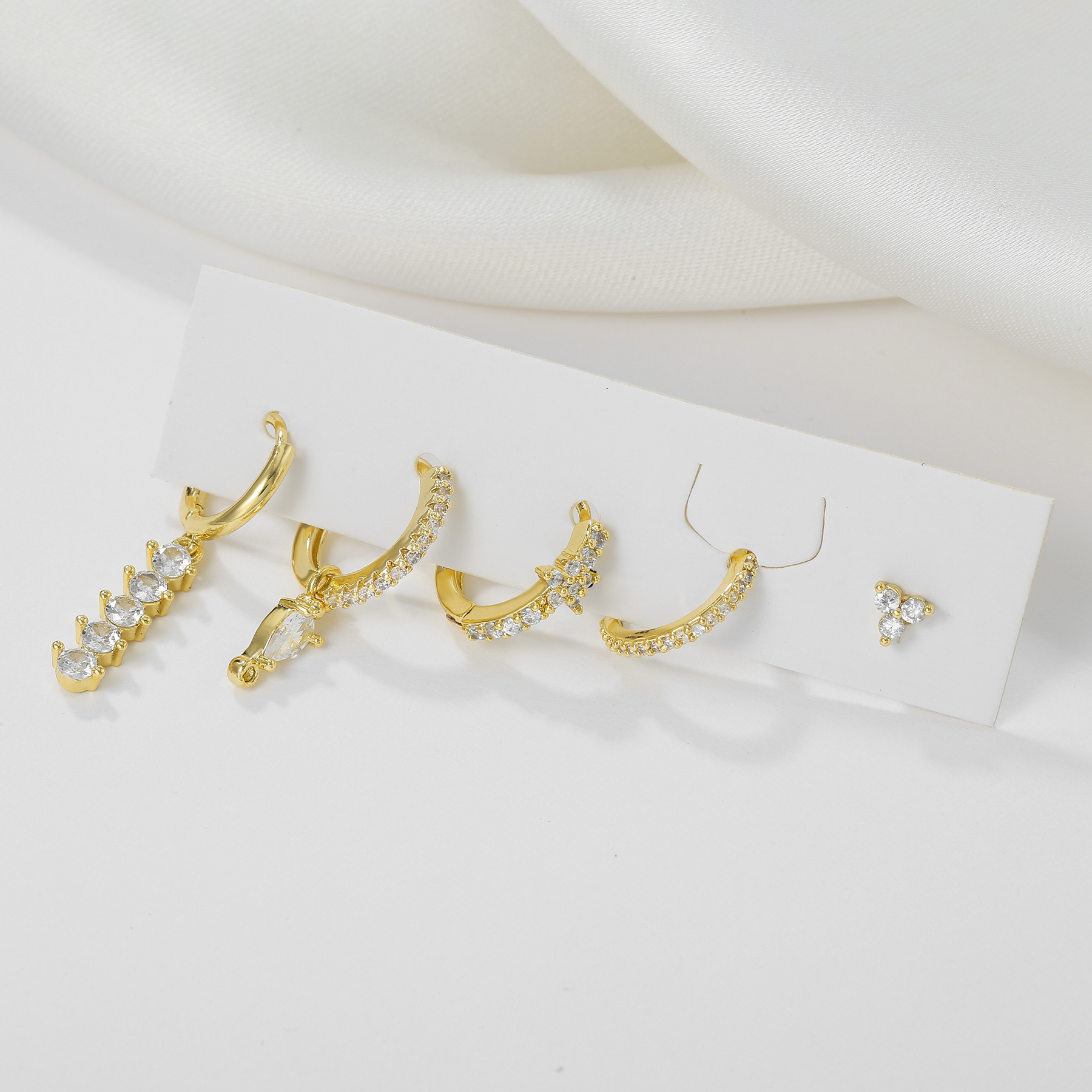 1 Set Sweet Classic Style Geometric Inlay Brass Zircon 18K Gold Plated Drop Earrings Earrings Ear Studs