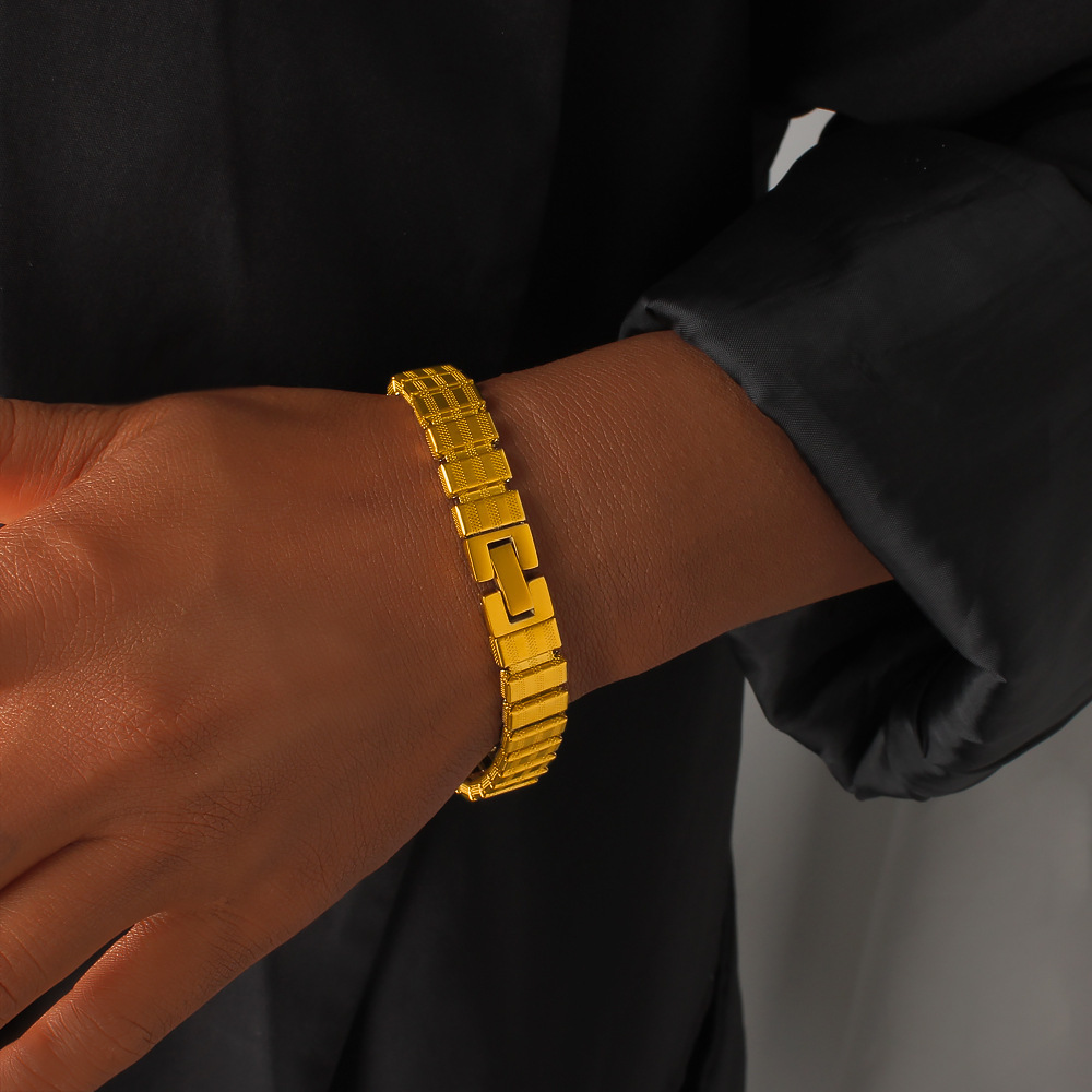 Adjustable Titanium Steel Stripe Bracelet Non-Fading Gold Plated Stainless Steel Wristband Women Jewelry Accessories