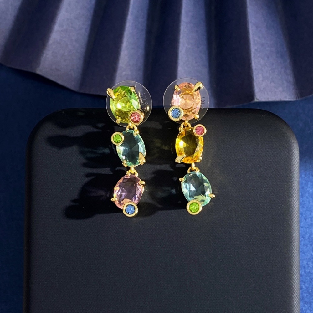 Elegant Green Diamond Fashion Necklace Set Micro-Paved Irregular Design High-End Feelings Fashionable Jewelry Accessories