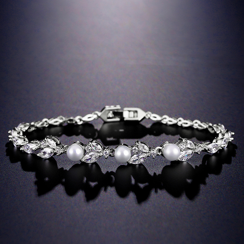 RAKOL New Luxury Light Weight Micro Paved Zircon Pearl Bracelet For Women Fashionable Versatile Hand Jewelry Geometric Pattern