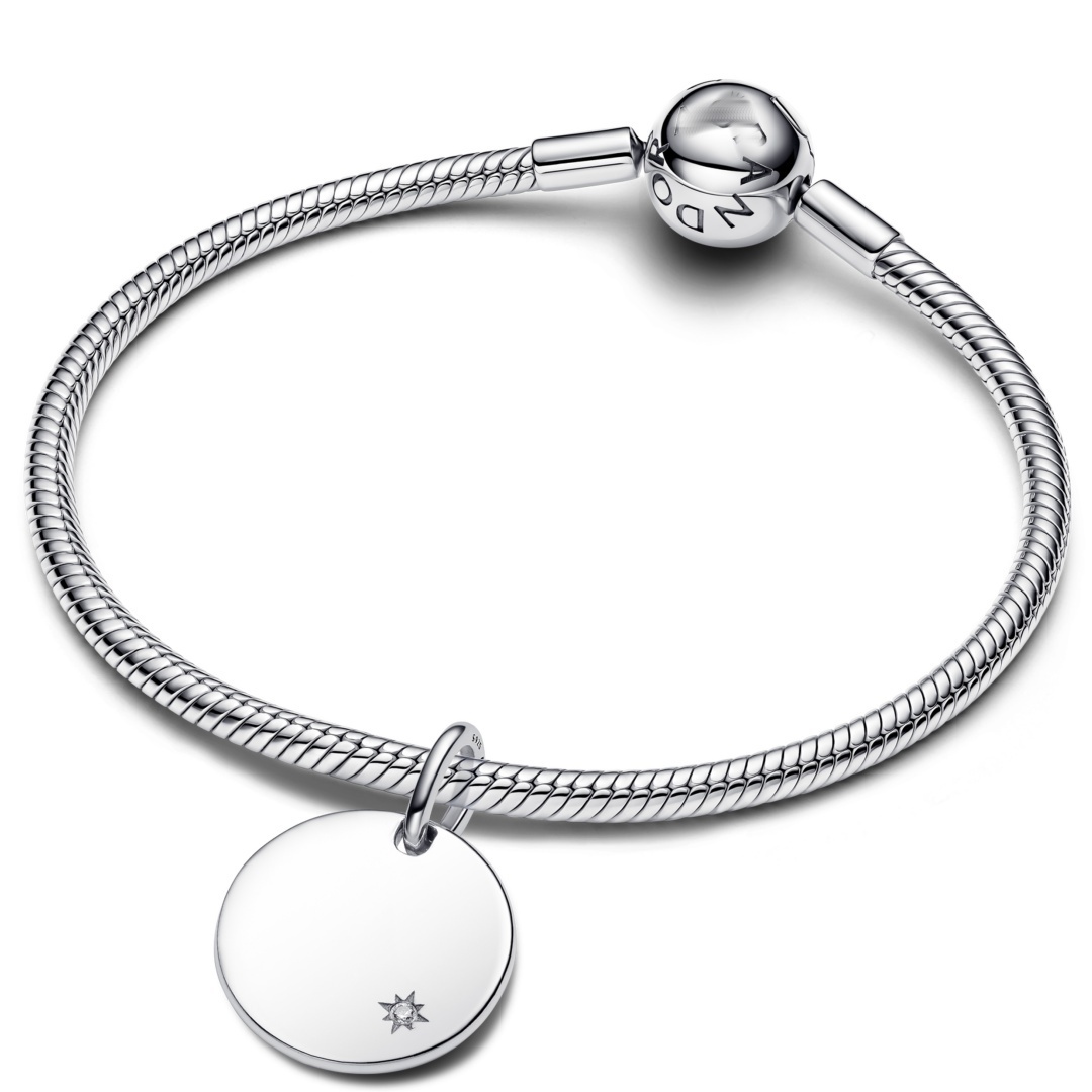Gold Plated Silver Heart Shaped Open Hand Bracelet Fashionable Round Classic Jewelry Gift For Party Date Birthday Festival