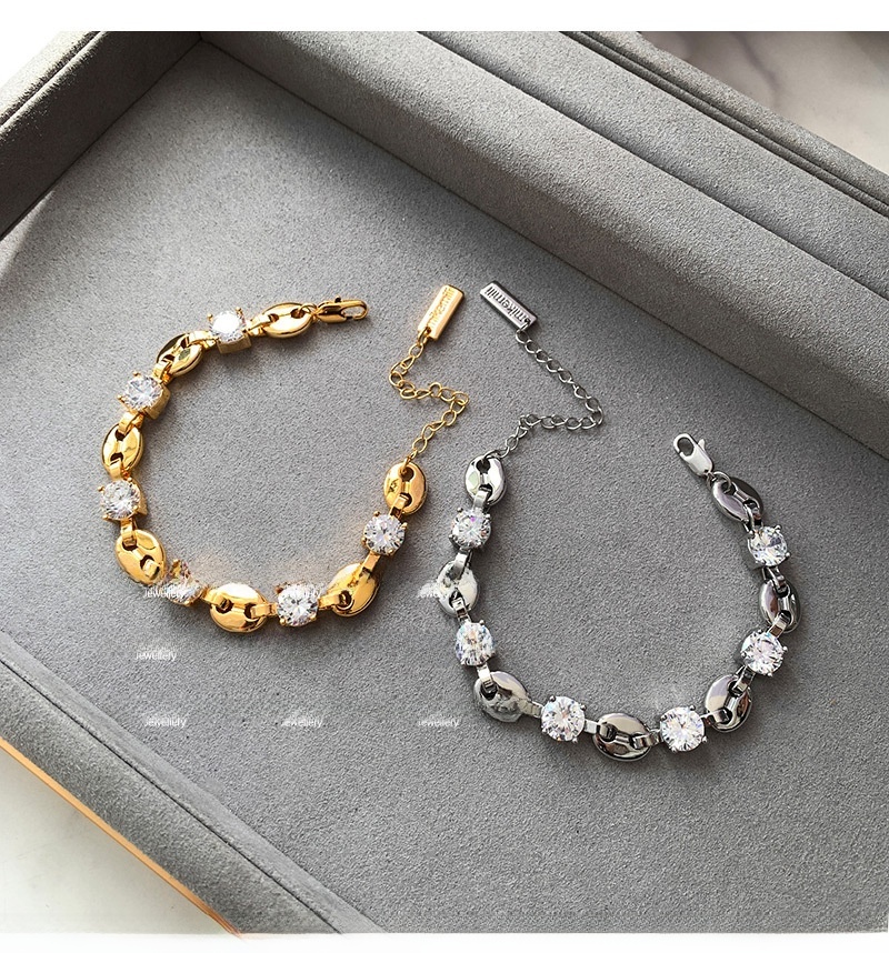 Summer Luxury  Zircon Pig Nose Bracelet Women's Elegant Geometric Pattern High-grade Fashion Jewelry