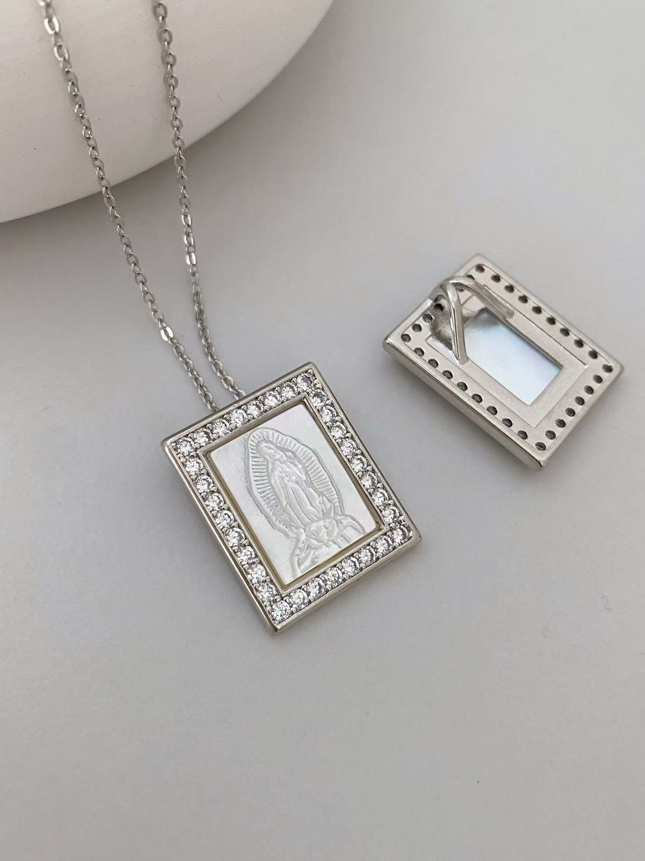 Square Natural Mother-of-Pearl Zircon Jesus Sacred Heart Pendant Women's  Necklace Shell Diy Jewelry Accessories