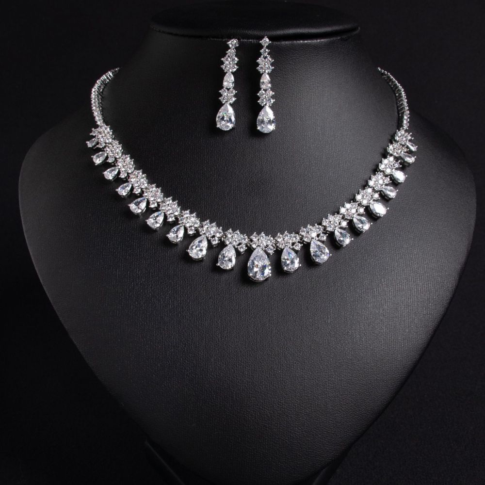New New Style Zircon Waterdrop Necklace Bracelet Set Bridal Jewelry Simple Elegance Fashionable Copper Alloy Wedding Accessories