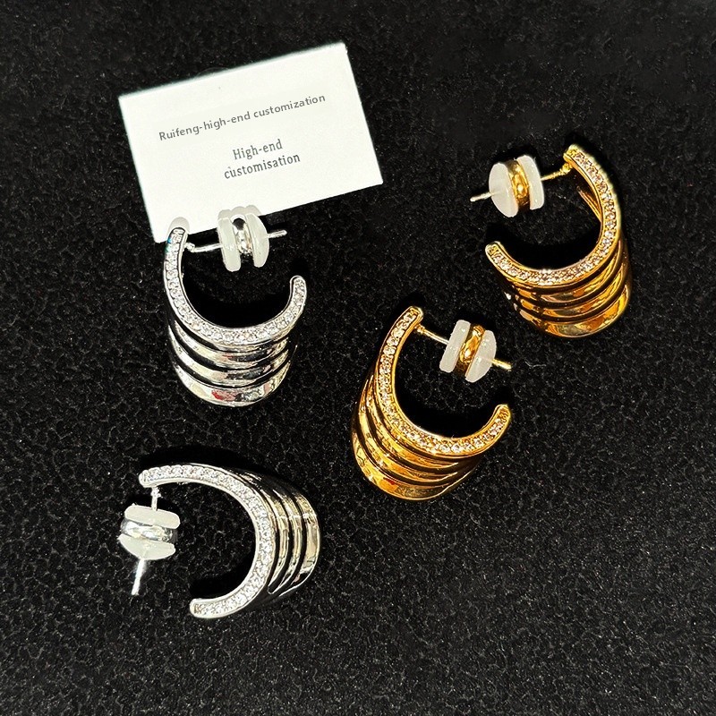 Elegant Classic Style Geometric Brass Women's Earrings