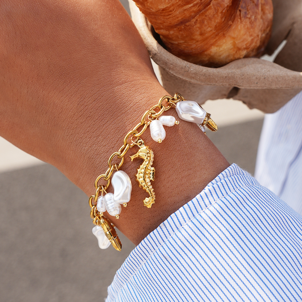 18K Gold Plated 304 Stainless Steel Vacuum Electroplated Artificial Pearl Ocean Bracelet Women's Jewelry Accessories Waterproof Non-Fading Three-Dimensional Asymmetric Handmade Chain